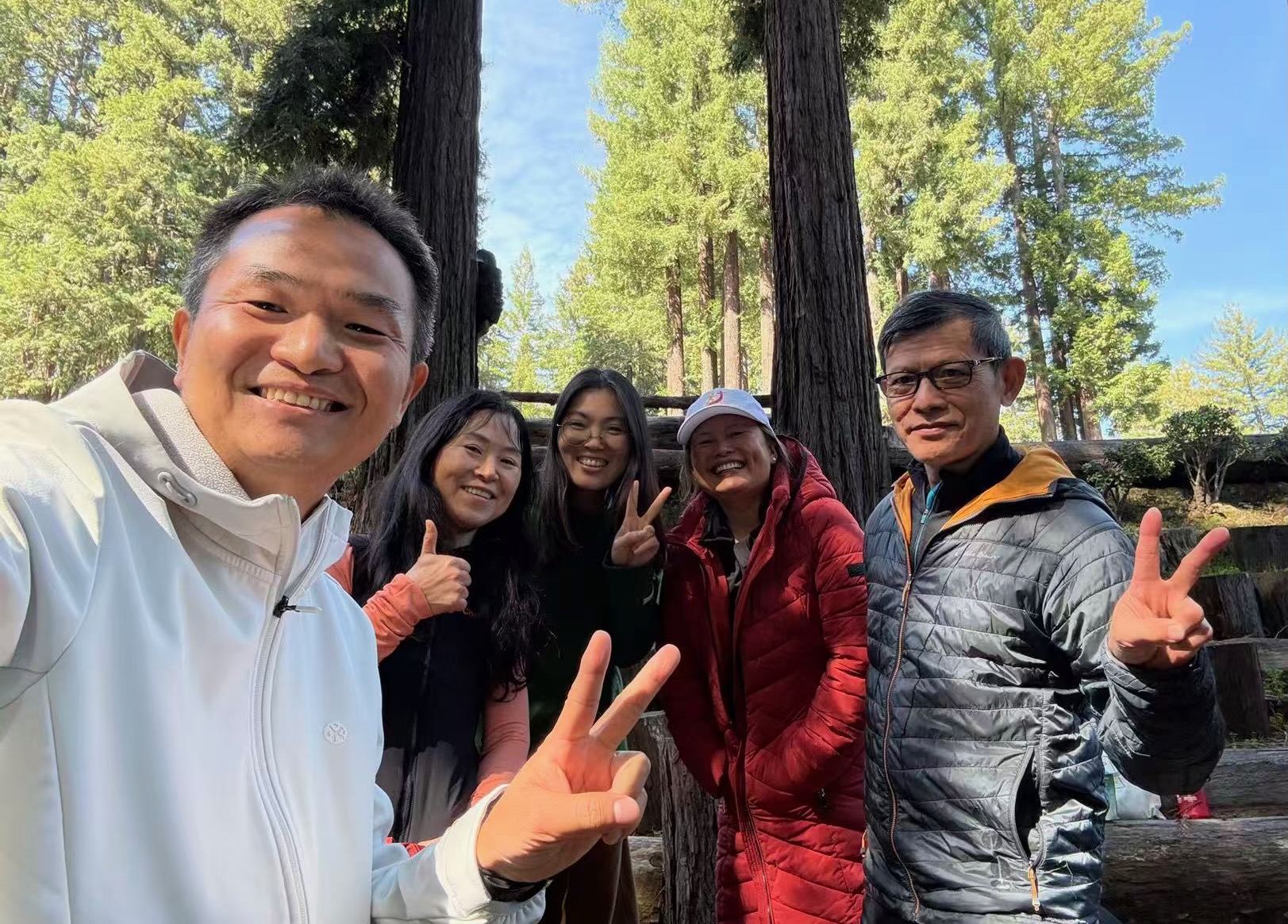 Praying at Hidden Garden｜花园秘境祷告
